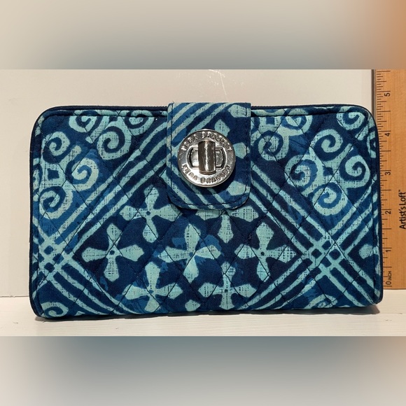 VERA BRADLEY Cuban Tiles Turn Lock Wallet - Picture 5 of 11